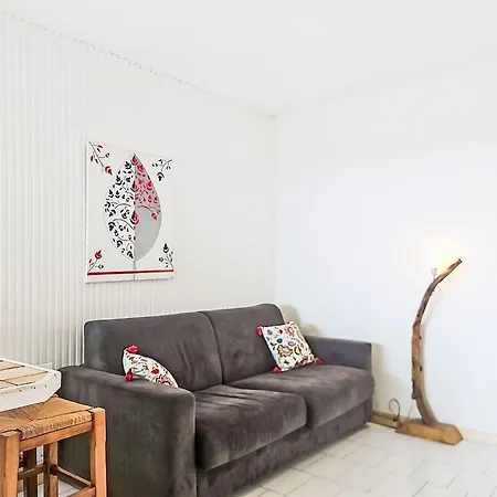 Les Terrasses Du Levant-25 By Interhome Caves
